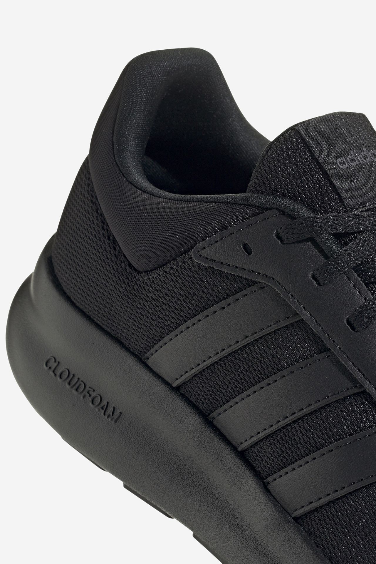 Sneakersy Černá