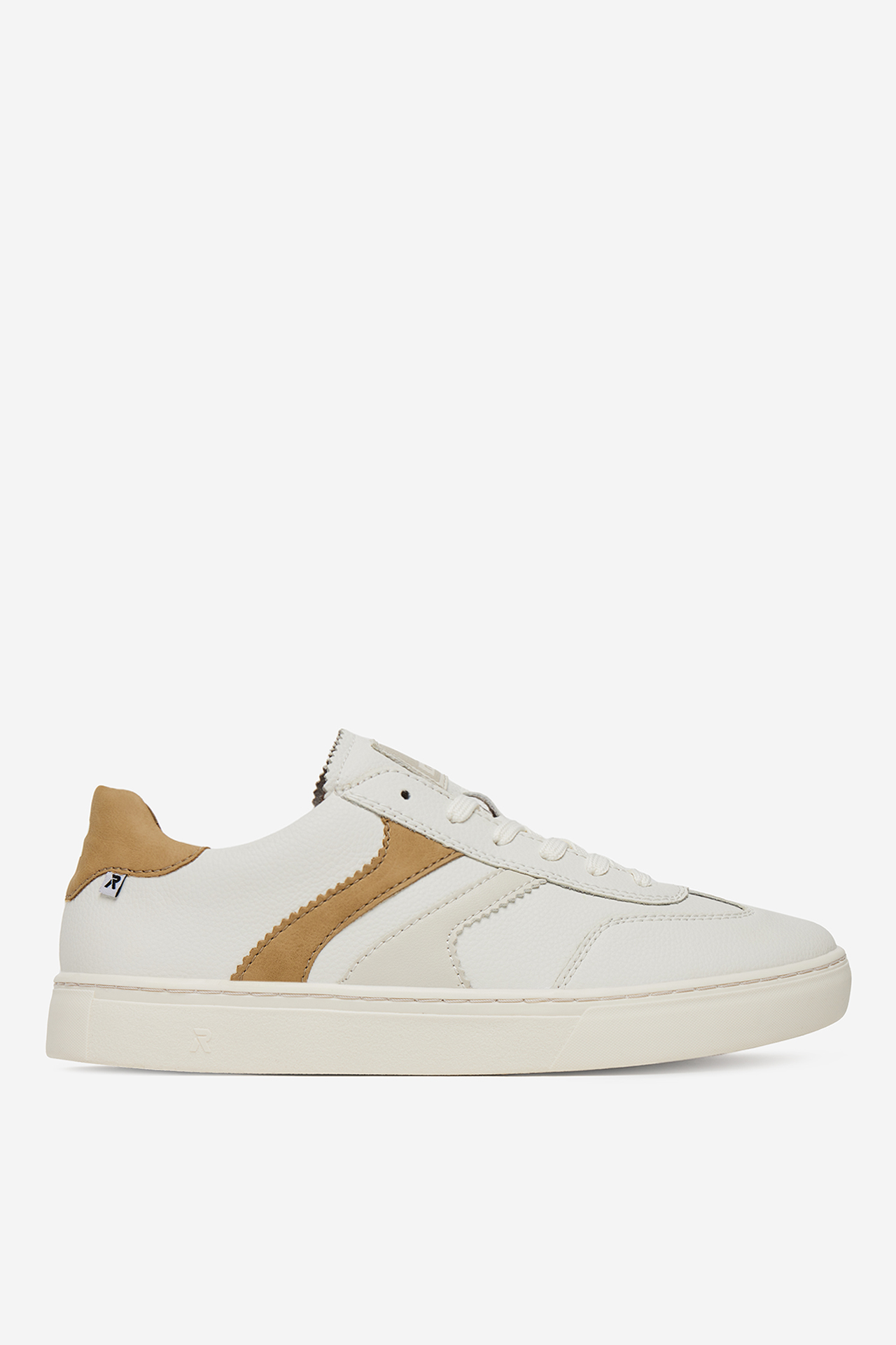 Sneakersy