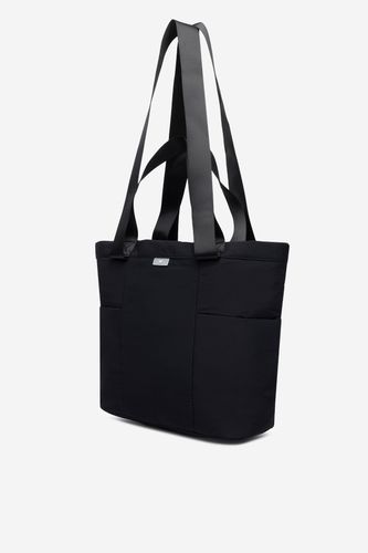 Torebka typu shopper, ujęcie pod kątem z przodu, uchwyty skierowane ku górze.