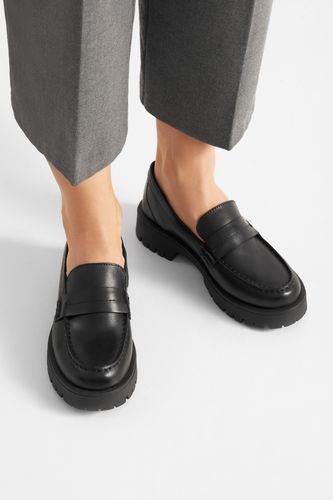 Mokasinke Lasocki ARC-BEA-02 Črna