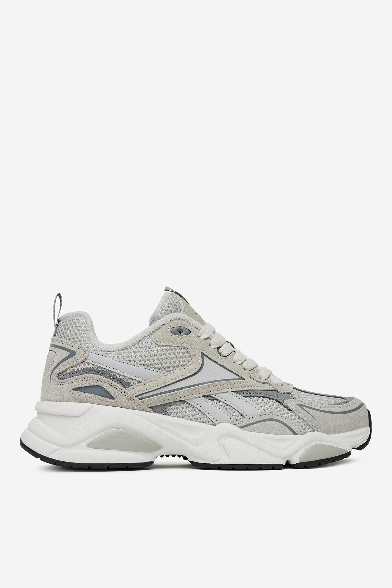 Sneakersy