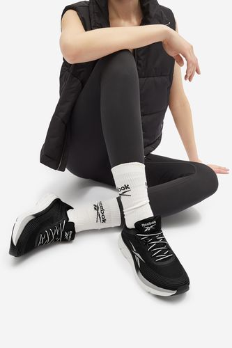 Športna obutev Reebok ROAD STRIDER 100233959 Črna