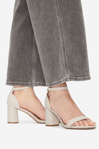 Sandali Lasocki POLT WYL3402-4ZA Krem