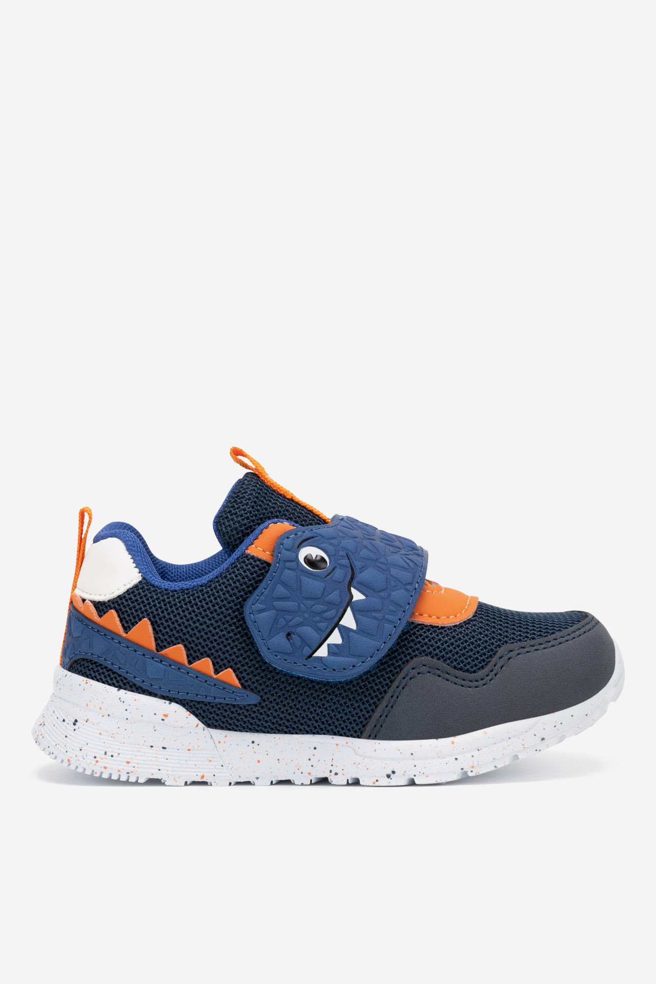 Sneakersy