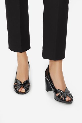 Sandali Lasocki WYL3267-8Z Črna