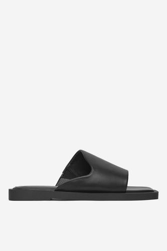 Natikači Jenny WS6039-07 Črna