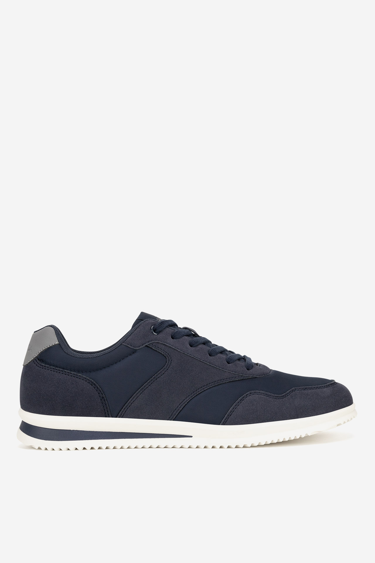 Nautica Sneakers