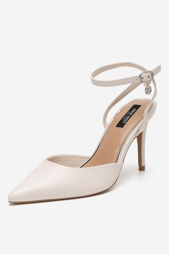 Čevlji s peto NINE WEST CD23029-3 Bela