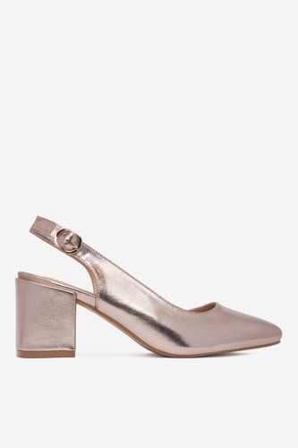 Čevlji s peto Clara Barson WS23070-01 Zlata