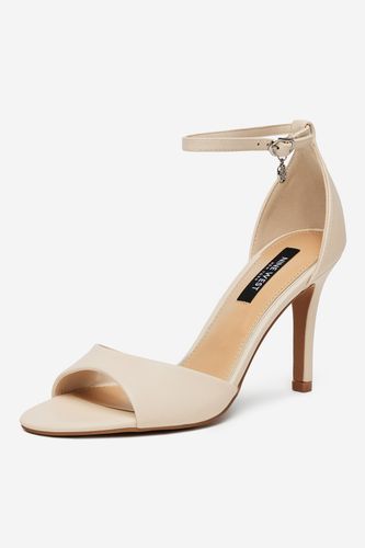 Sandali NINE WEST S4S16766 Buff