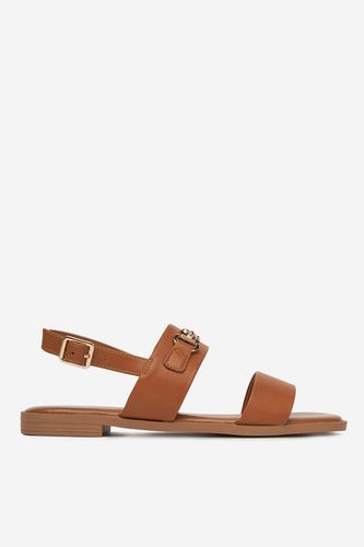 Sandali NINE WEST 678322-CCC Rjava
