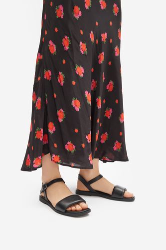 Sandali Lasocki EST-HELENA-03 Črna