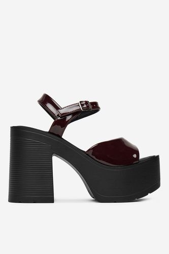 Sandali DeeZee ZB8358-1 Bordo rdeča
