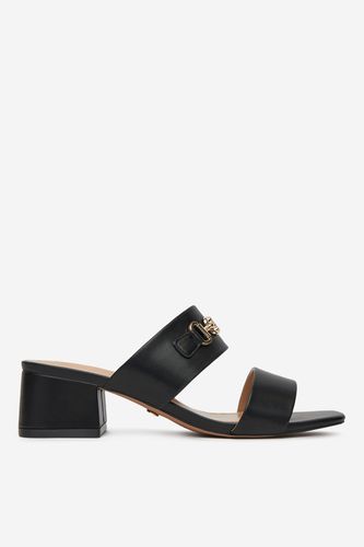 Natikači NINE WEST 2560-01 Črna