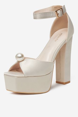 Sandali DeeZee LB8921-1 Krem
