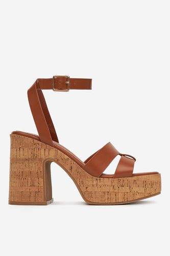 Sandali DeeZee F23858 Rjava