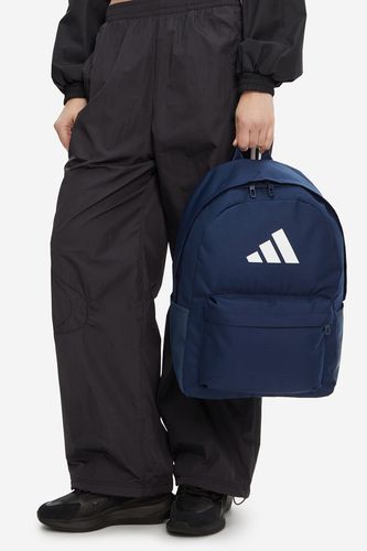 Nahrbtnik adidas C-CLSC BARS BP IS7049 Mornarsko modra
