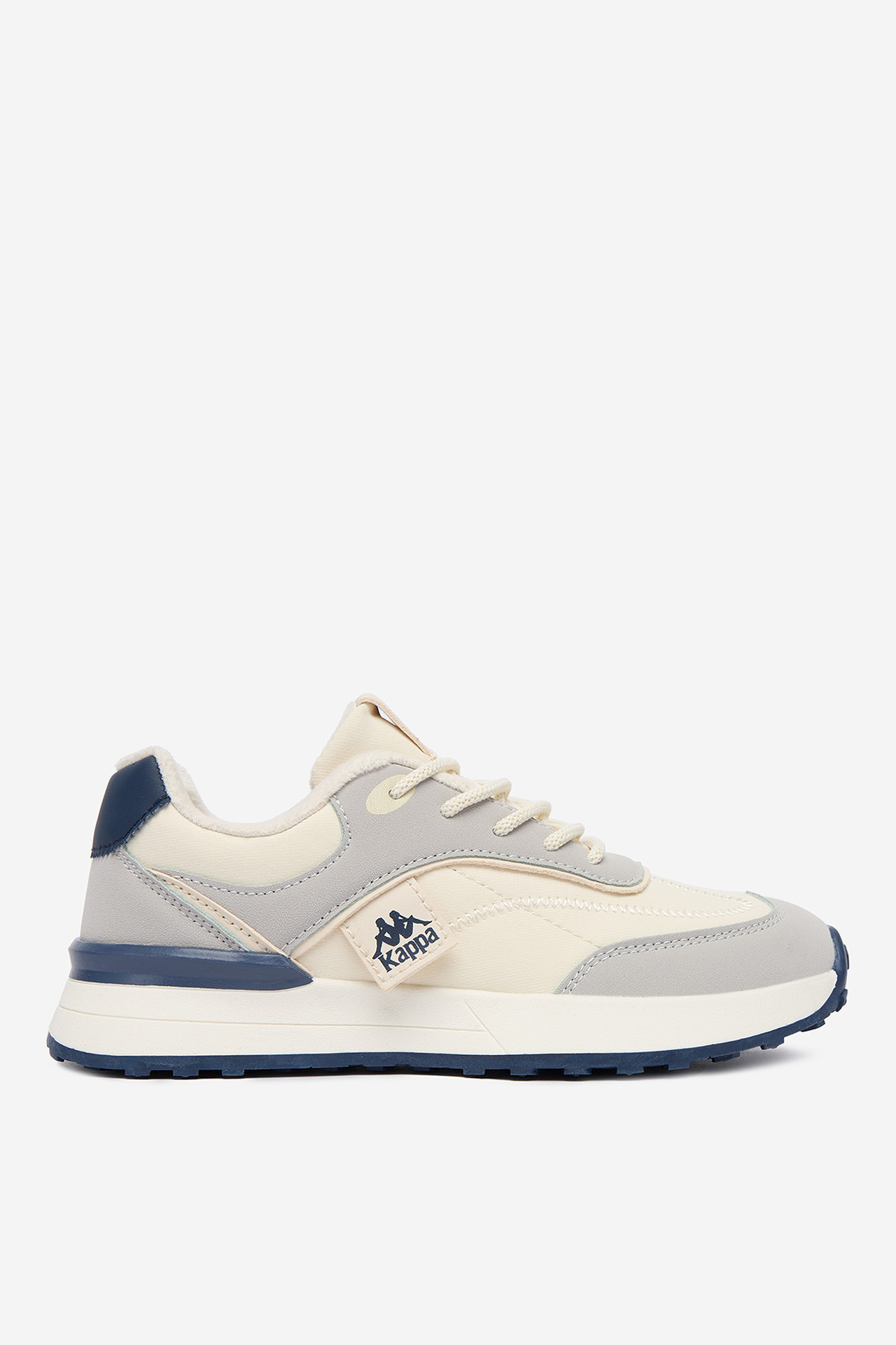 Sneakersy