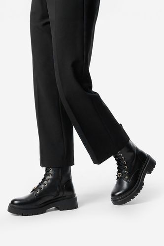 Semiš DeeZee CEO-HY90107-2A Črna