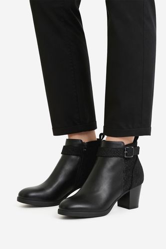 Kotníková obuv Clara Barson CEO-RE23F506-1 Černá