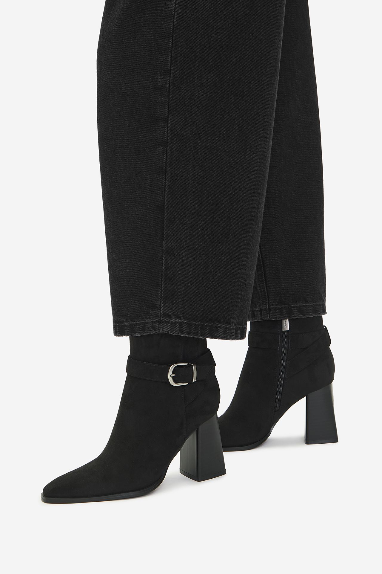 Polokozačky Černá