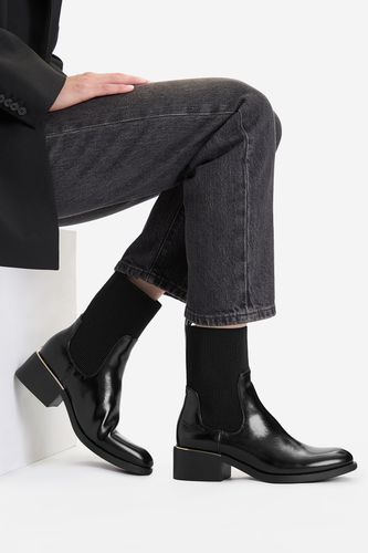 Gležnjarji Jenny CEO-WS6581-03 Črna