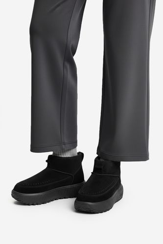 Gležnjarji ROXY CEO-V12-1037 Črna