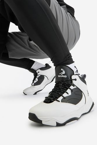 Športna obutev SHAQ CEO-SPIN MOVE  AQ95001M-W Bela