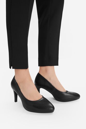 Čevlji s peto Jenny CEO-WSS21575-01 Črna