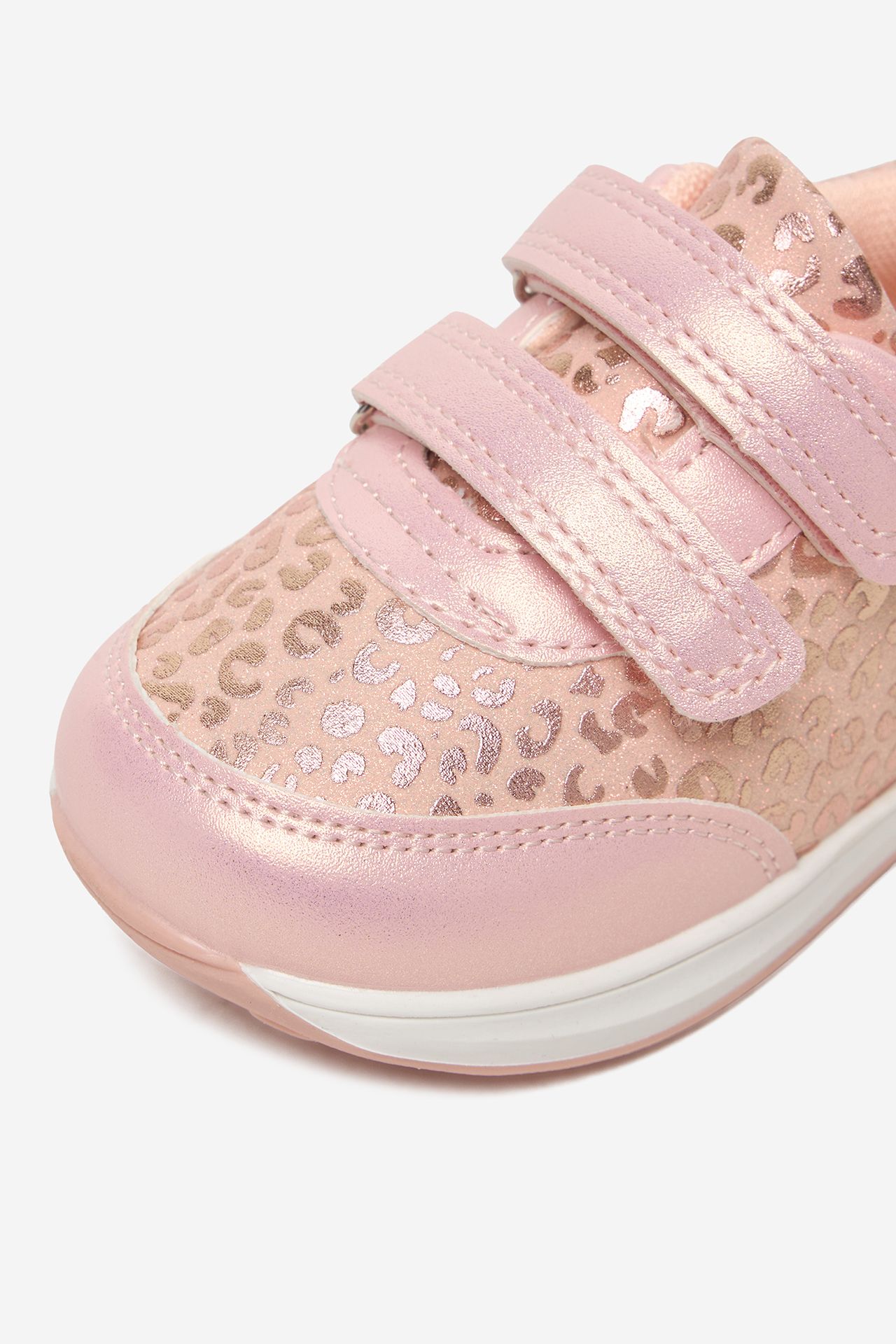Patike Roze