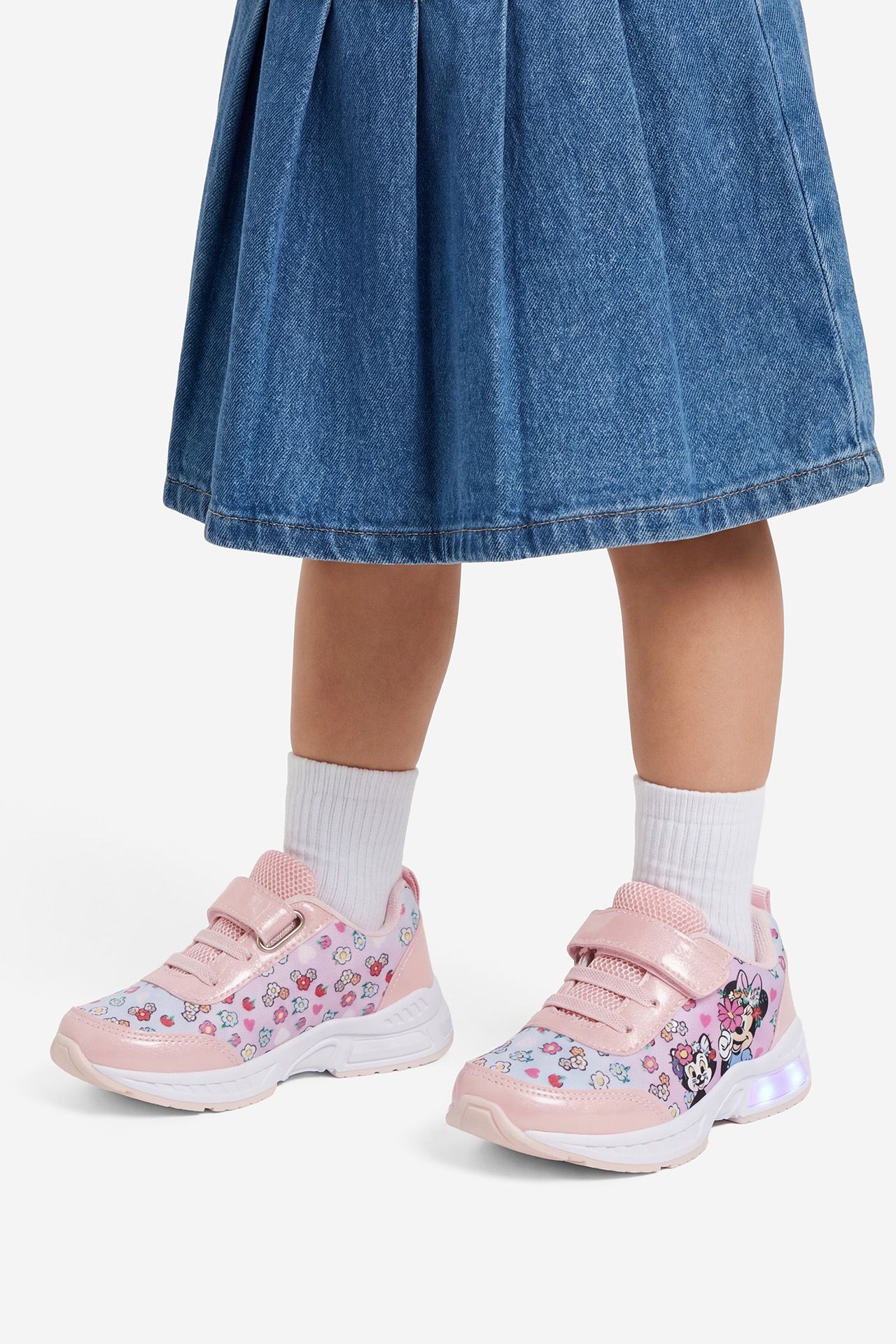 Patike Roze