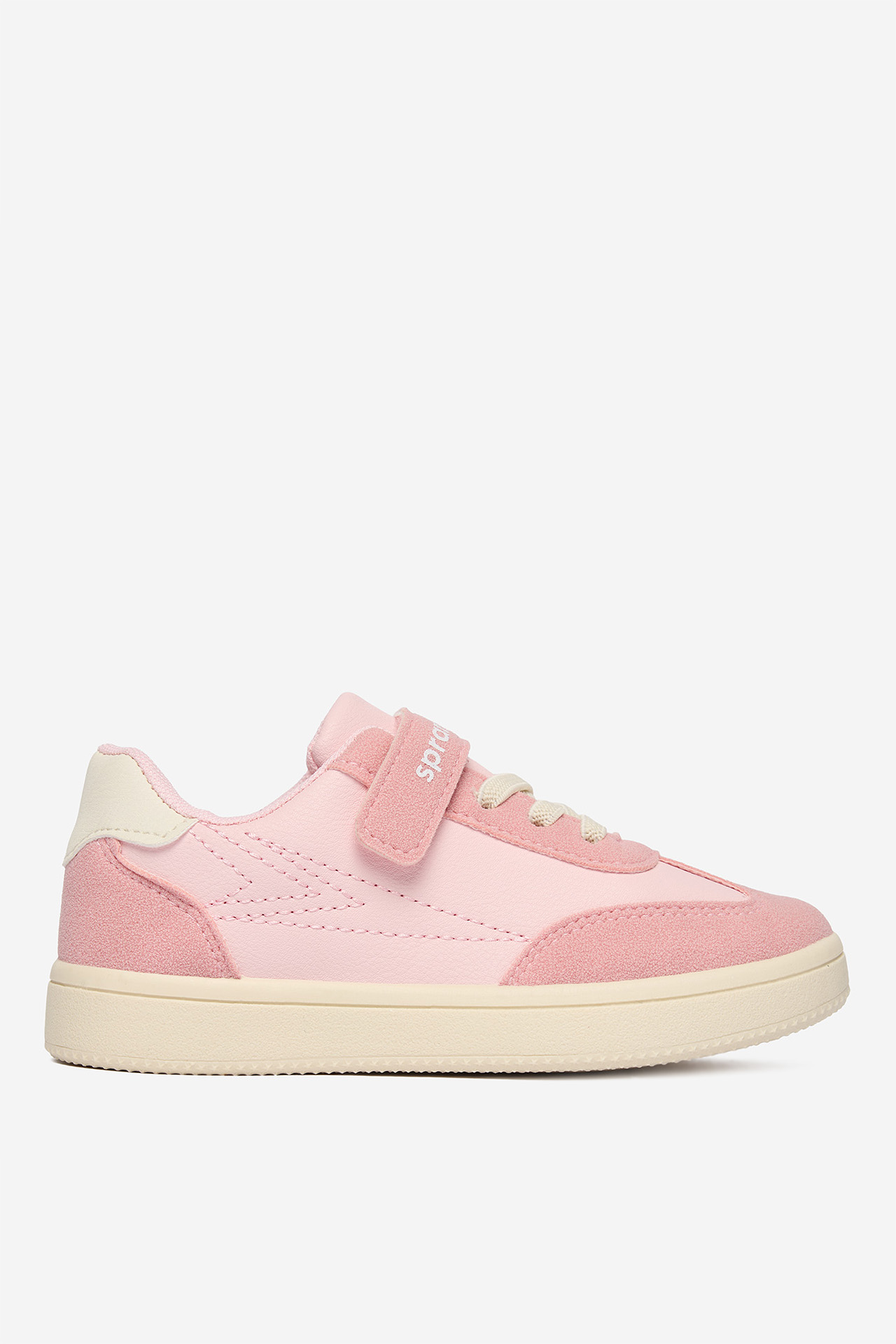 Sneakersy