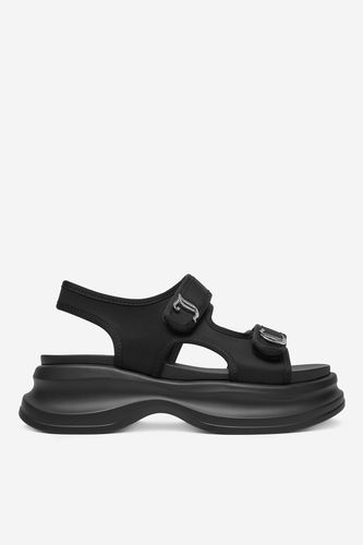 Sandali JUICY COUTURE CEO-WSS21516-01 Črna