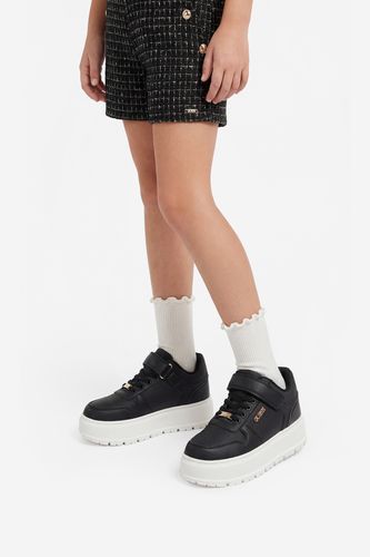 Superge GUESS CEO-V12-1148 Črna