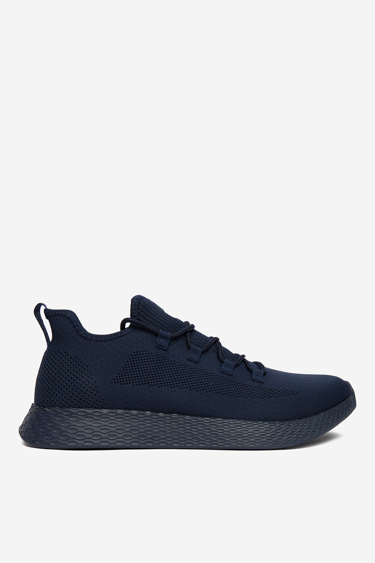 Sneakersy