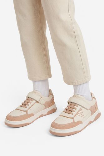 Patike GUESS CEO-CI12-CAROL-05 Krem