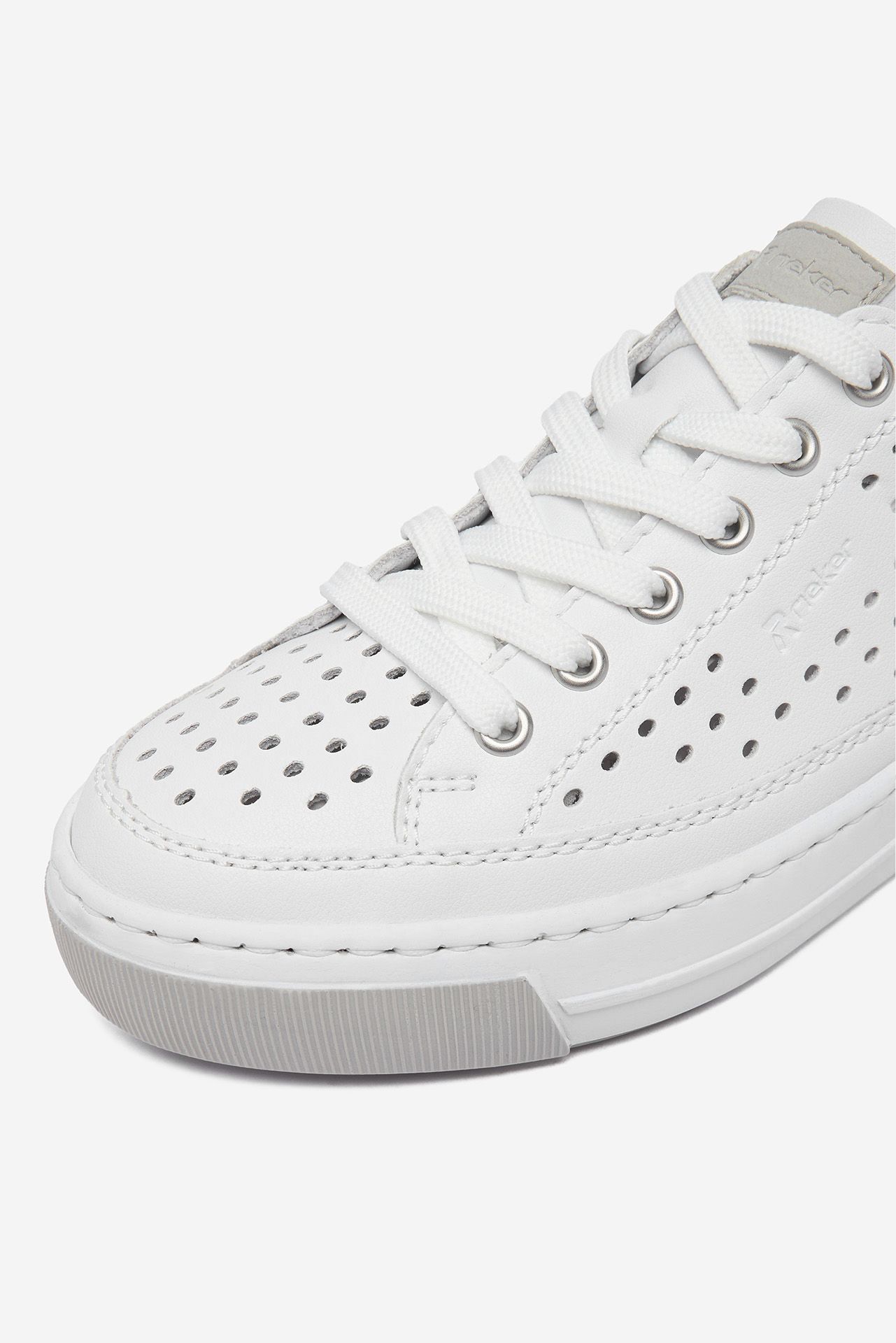 Sneakersy Bílá