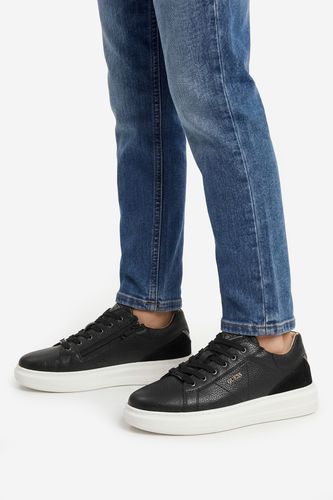 Superge GUESS CEO-BI12-3197-03 Črna