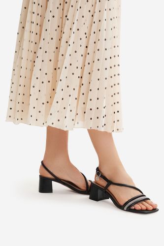Sandali NINE WEST EO-LS505187-13 Črna