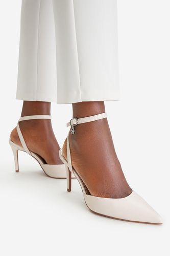 Čevlji s peto NINE WEST CEO-CD23029-3 Krem
