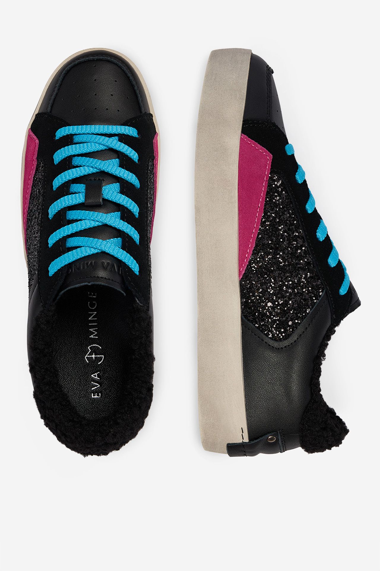 Sneakersy Černá