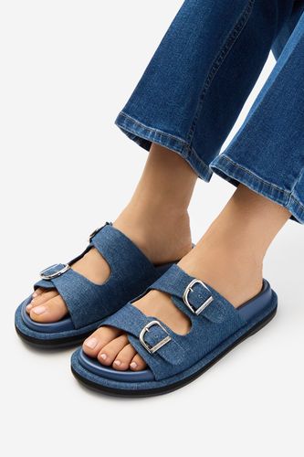 Natikači GUESS JEANS EO-R26SS03458 Mornarsko modra