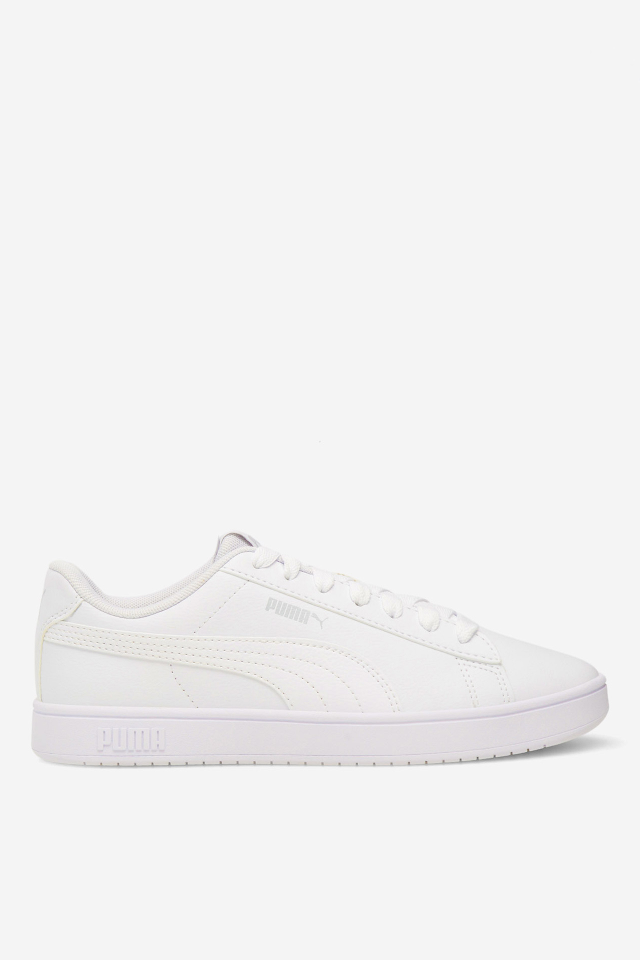Sneakersy