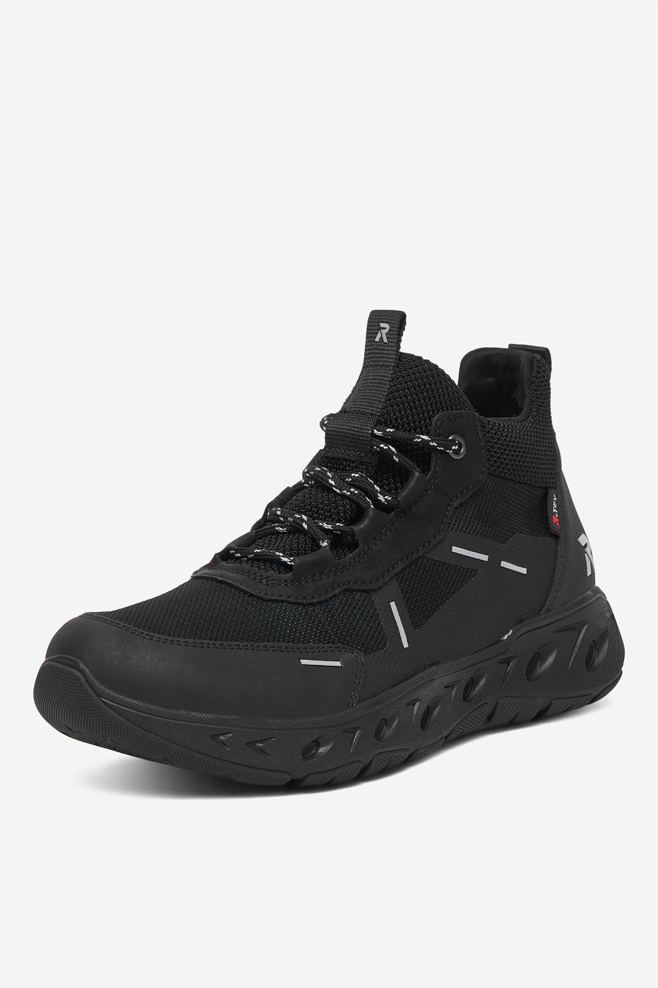 Sneakersy Černá