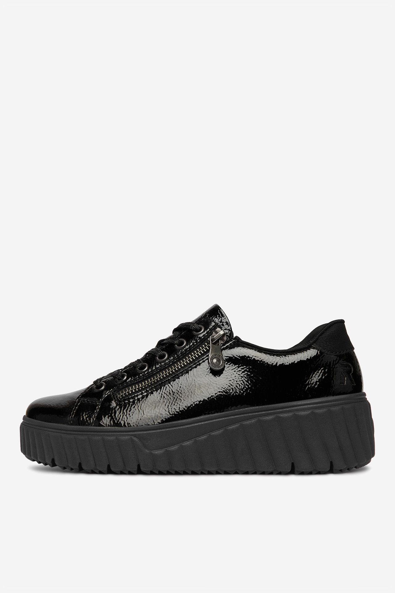 Sneakersy Černá