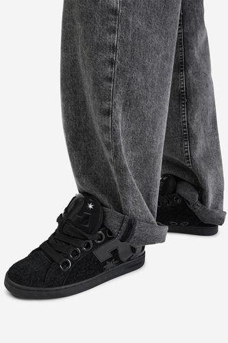Športna obutev DC Shoes EO-COURT GRAFFIK PUFF DC04916002 Črna