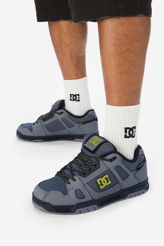 Sportovní obuv DC Shoes EO-STAG WNT DC02399025 Šedá