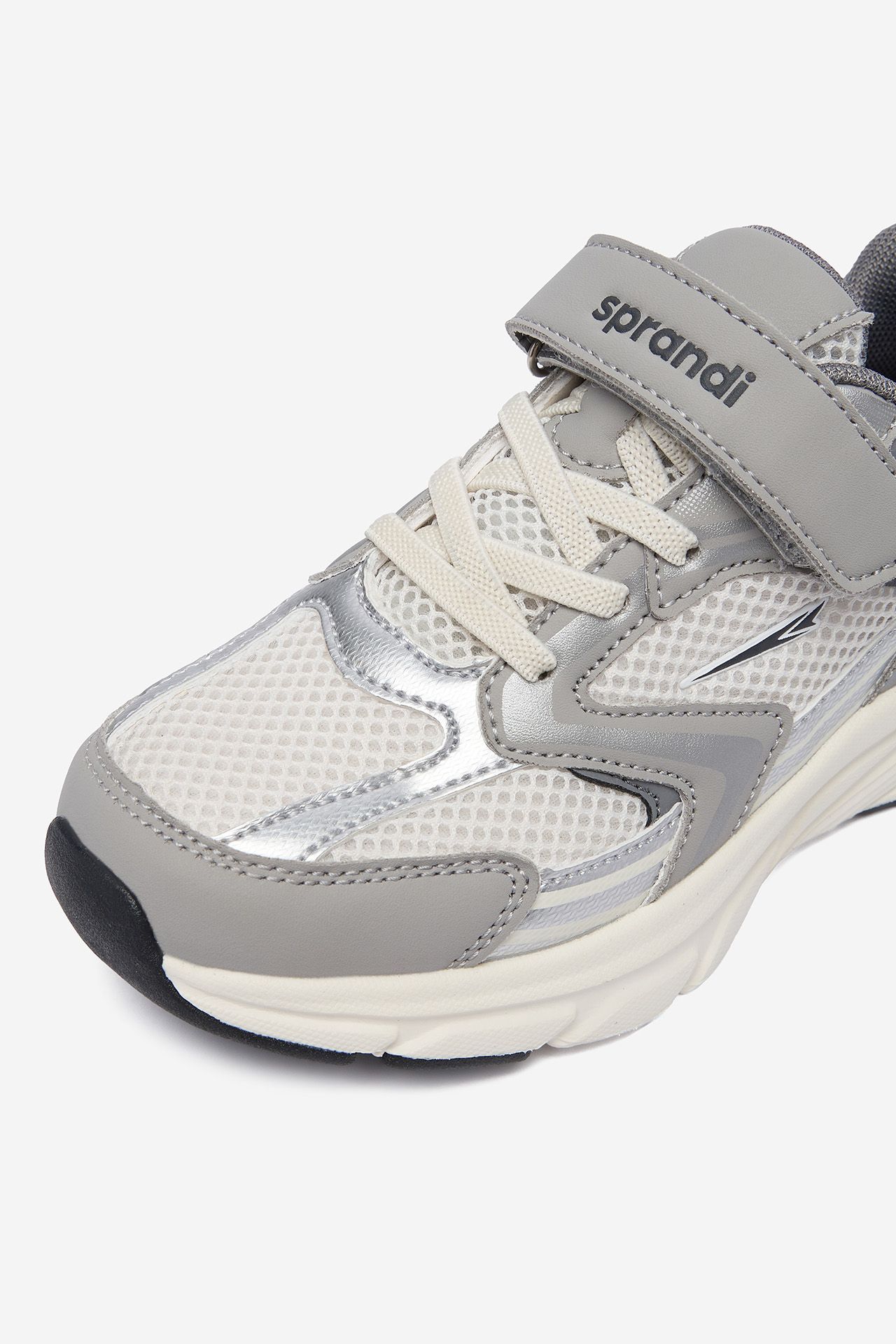 Sneakersy Šedá
