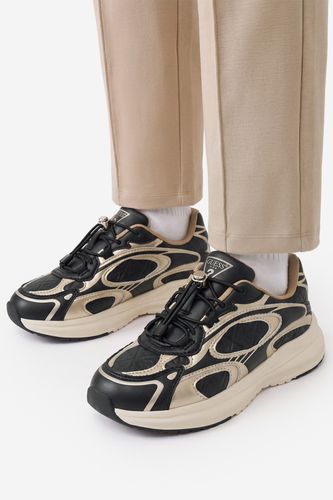 Кросівки GUESS EO-CP40GG36AW2026 Чорний