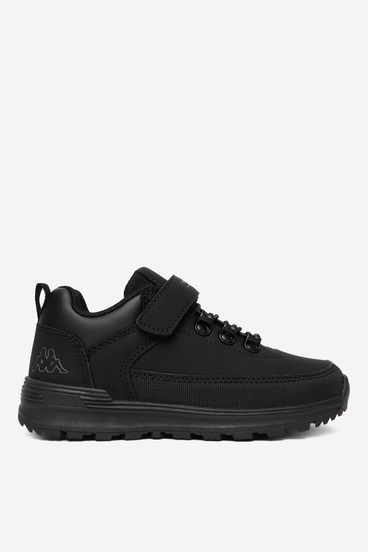 Sneakersy